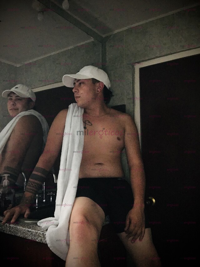FOTOS DE POLLO UNIVERSITARIO NUEVO EN TU CIUDAD POCOS DÍAS CON SITIO PRIVADO