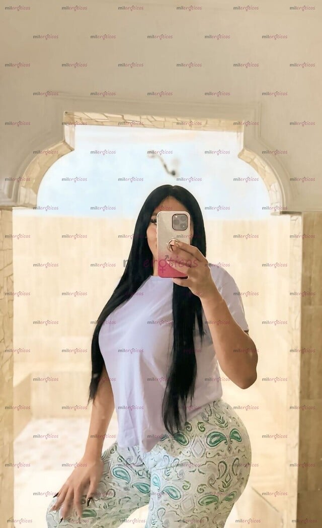 FOTOS DE DE REGRESO A COLOMBIA LA VERDADERA DIOSA DANIELA CAROLINA ZAMBRANO