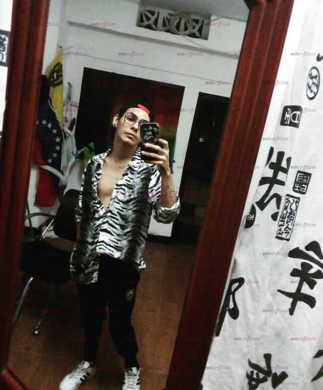 FOTOS DE BARBERO HOT ACTIVO DISPONIBLE CUENTO CON SITIO