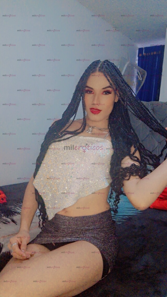 FOTOS DE JESSICA BELLÍSIMA PELINEGRA, CURVAS DE INFARTO, 18CTMS ACTIVA DOMINANTE
