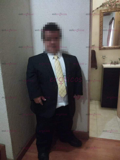 FOTOS DE ENANO COMPLACIENTE A MAS NO PODER, SIN TABUS NI NADA, HAGO SEXO EN VIVO.