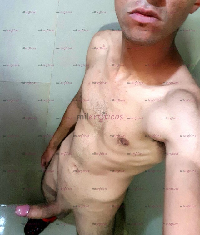 FOTOS DE JOVEN DOTADO DE 19 CM NATURALES DISPONIBLE SI NECESITAS SEXO SIN COMPROMISO !