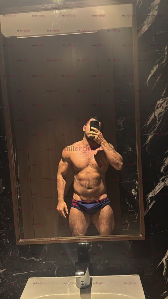 FOTOS DE DEPORTISTA MASAJISTA DISCRETO LISTO PARA CUMPLIR TUS FANTASÍAS