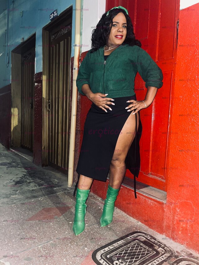 FOTOS DE MORENA ARDIENTE RECIÉN LLEGADA VINO A COMPLACER TODOS TUS DESEOS