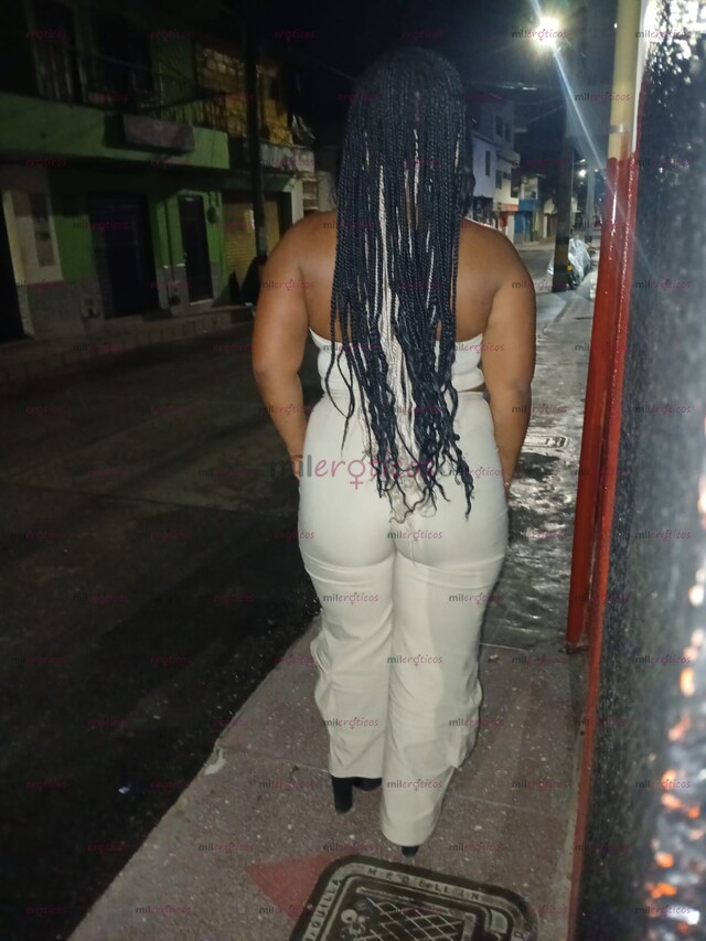 FOTOS DE MORENA ARDIENTE RECIÉN LLEGADA VINO A COMPLACER TODOS TUS DESEOS