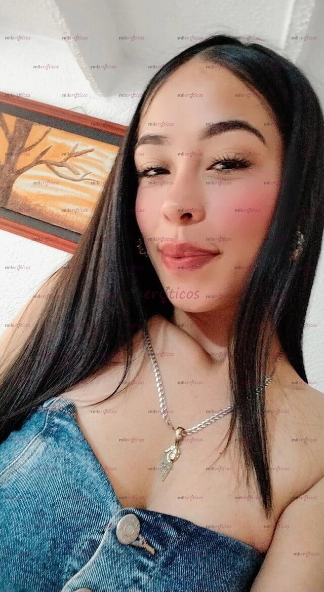 FOTOS DE HOLA AMOR SOY STEFANY TENGO 22 AÑITOS, SOY UNA CHICA SÚPER DIVERTIDA, DESCOMPLIC