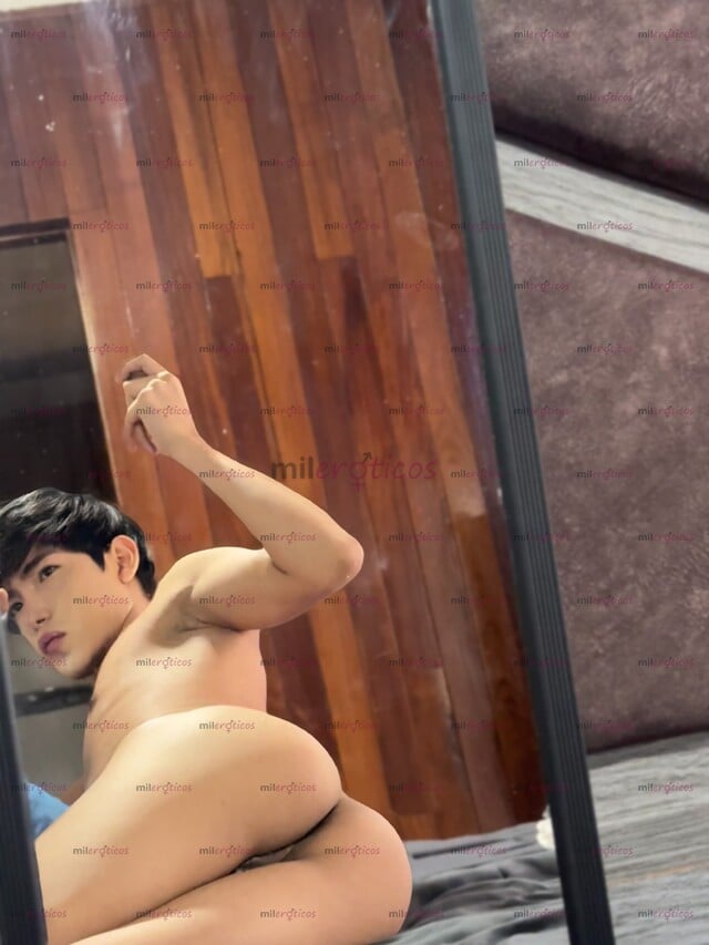 FOTOS DE UN BUEN CULO APRETADO Y UNA VERGA RICA DISPONIBLE PARA TI SOLO DE PASO CON LUGAR