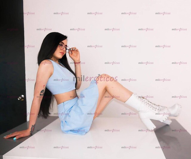 FOTOS DE BELLA DELGADA HERMOSO ROSTRO UN BOMBÓN CON HUESO MATADOR