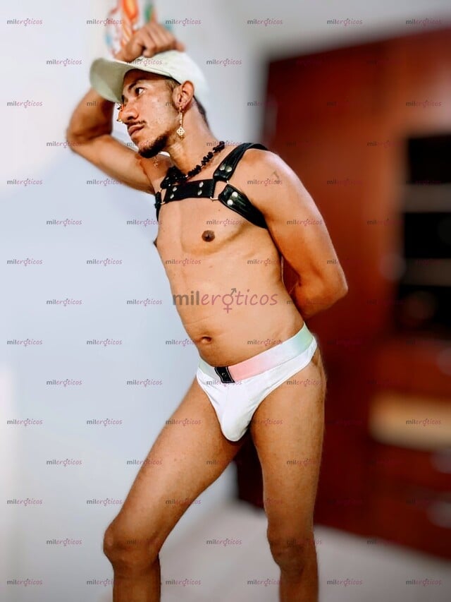 FOTOS DE ARRECHO, LECHERO, FETICHISTA CON LENCERIA, DOMINANTE CUMPLE FANTASÍAS
