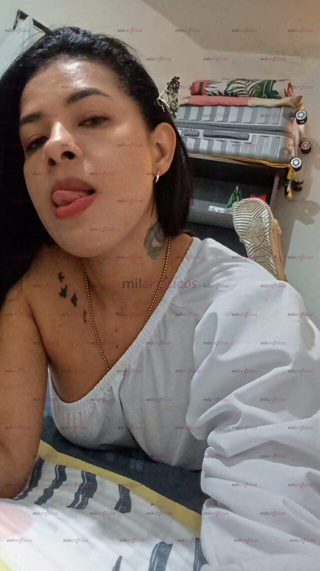 FOTOS DE FIN DE SEMANA DE TRIPLATO ANAL Y VAGINAL Y DE ÑAPA UN ORAL CON ESTA COSTEÑA