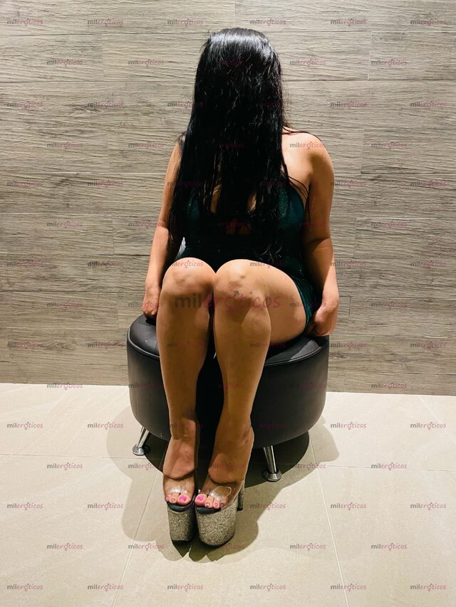 FOTOS DE ENORMES NALGAS Y VAGINA MUY ESTRECHA MI AMOR, SOLO LO QUE TE MERECES