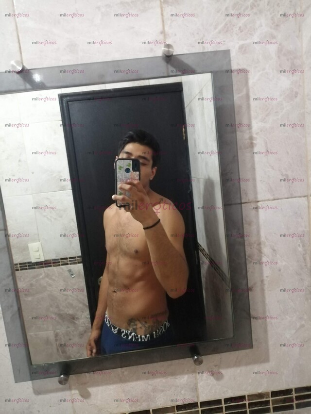 FOTOS DE CHICO ATLÉTICO DE 28 AÑOS. LISTO PARA COMPLACERTE.