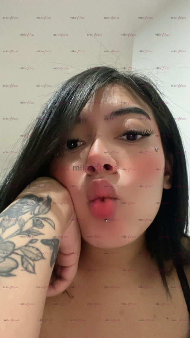 FOTOS DE HOLA AMOR SOY HANNAH UNA FLACA PELINEGRA DISPUESTA A COMPLACERTE