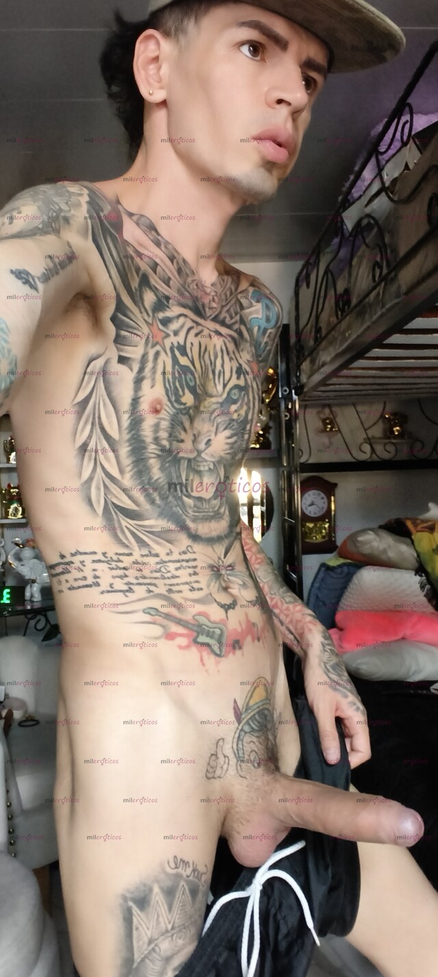 FOTOS DE FLACO ACTIVO MORBOSO FETICHERO VERGON TATUADO
