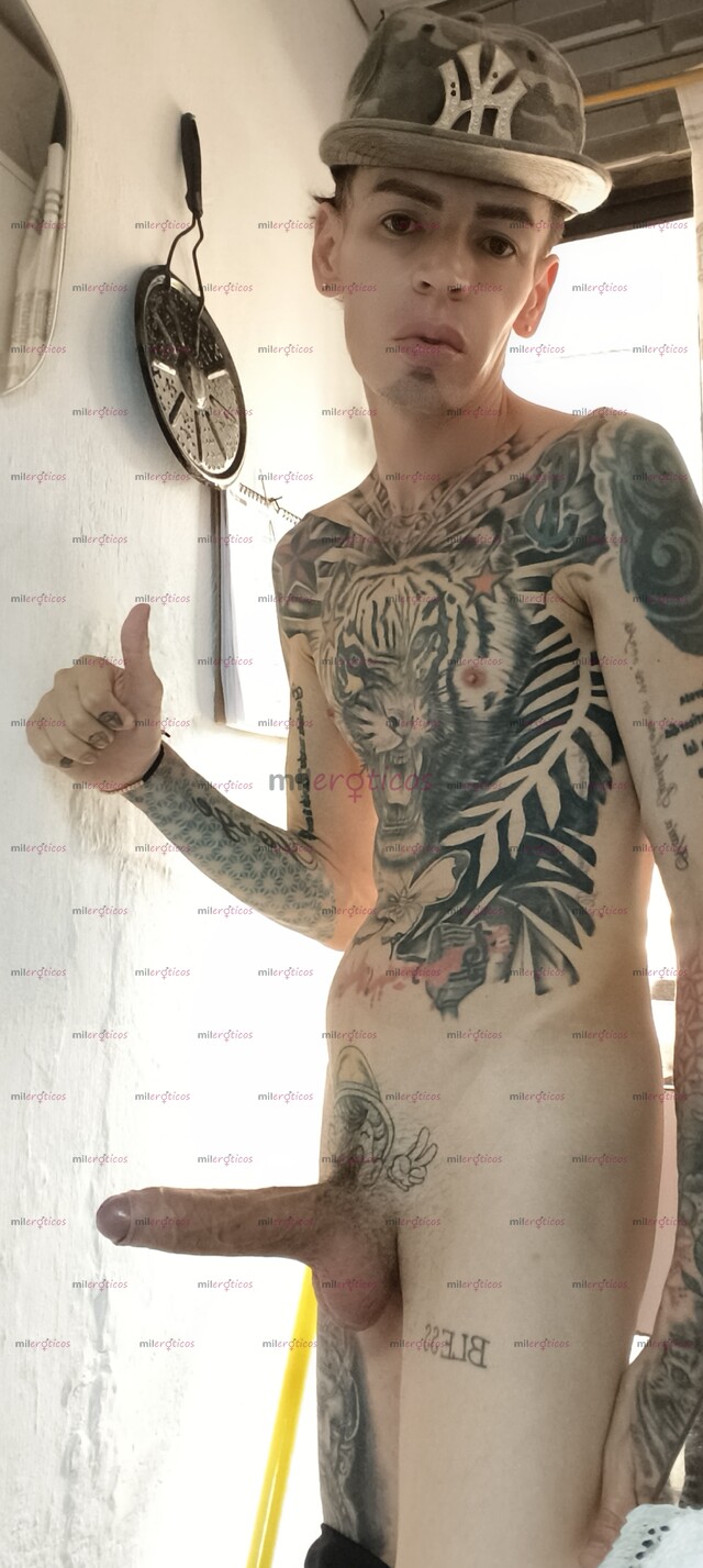 FOTOS DE FLACO ACTIVO MORBOSO FETICHERO VERGON TATUADO