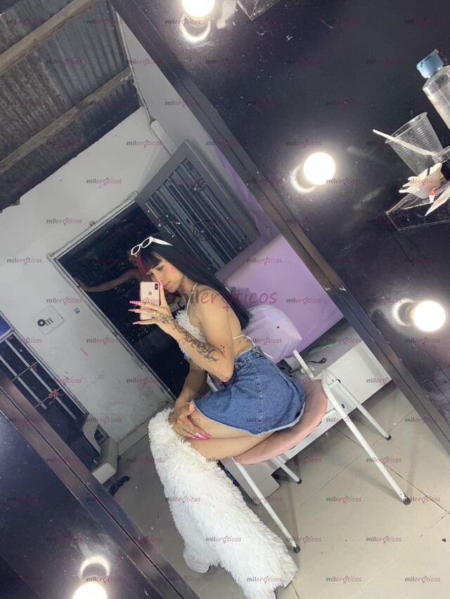 FOTOS DE CHICA TRANS OJOS AZULES CACHONDA ARRECHA SUMISA