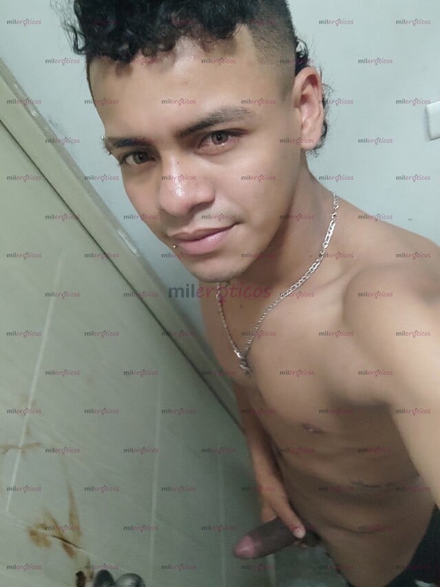 FOTOS DE EL COSTEÑO DA EL MEJOR SERVICIO Y MASAJE Y SIN AFÁN