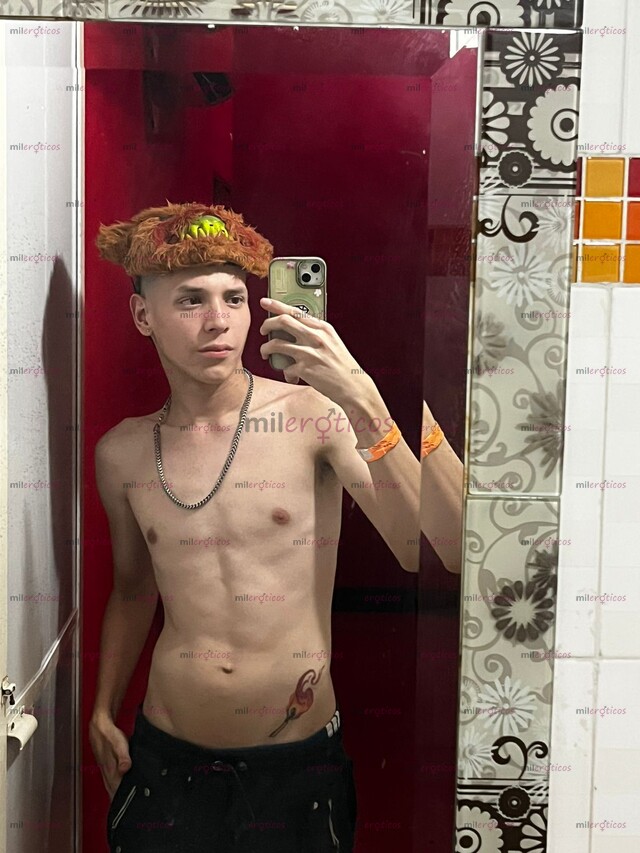 FOTOS DE SORNERO Y ARRECHO DISPUESTO A TODO VERGÓN