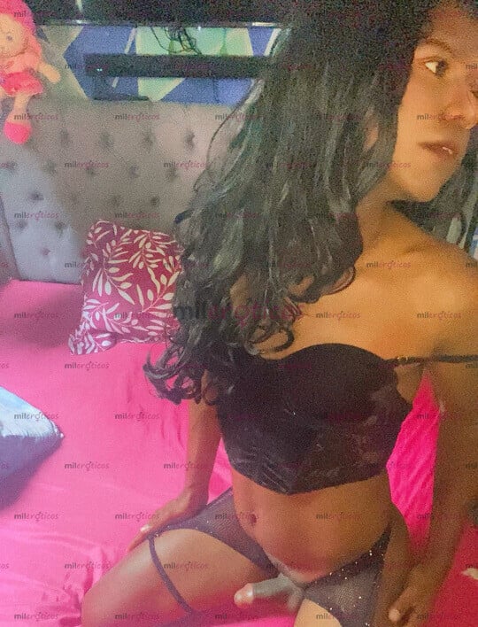 FOTOS DE NEGRA ARRECHA SEXOSA Y COMPLACIENTE!! VERSÁTIL ACTIVA