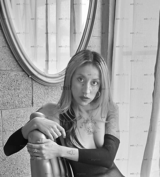 FOTOS DE SOY DOMINA JUNO NOX, ME ENCANTA EXPLORAR FETICHES DEL BDSM CON HOMBRES SUMISOS