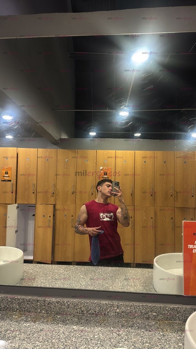 FOTOS DE MEXICANO GUAPO PASIVO. SOLO 10 DÍAS DISPONIBLE