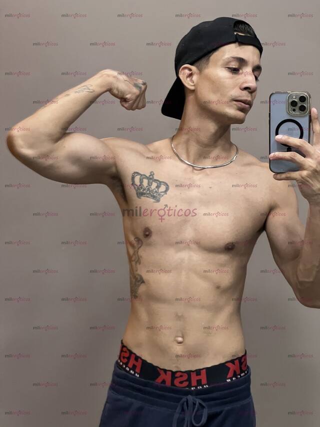 FOTOS DE FLACO DOTADO Y COMPLACIENTE DISPONIBLE PARA TI