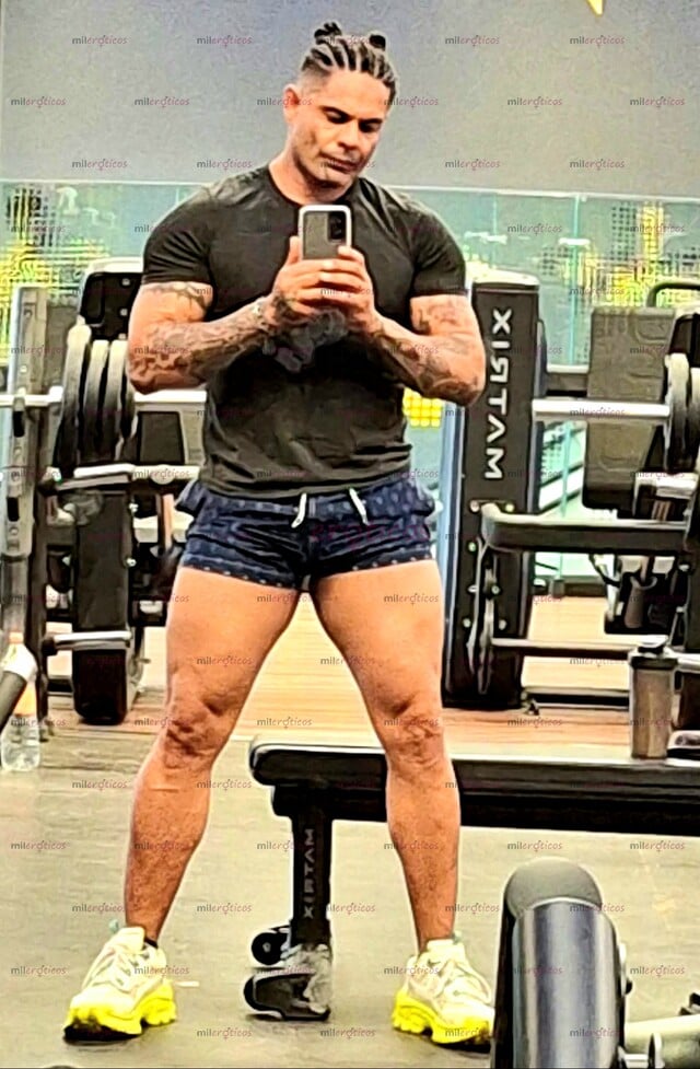 FOTOS DE UNA VERGOTA DELICIOSA DE 21CMS GRUESA DE HOMBRE MACHO
