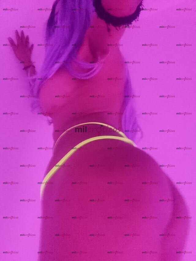 FOTOS DE HERMOSA PRINCESA PARA CHUPARLE TODO RICO DE TAN CALIENTE QUE ES