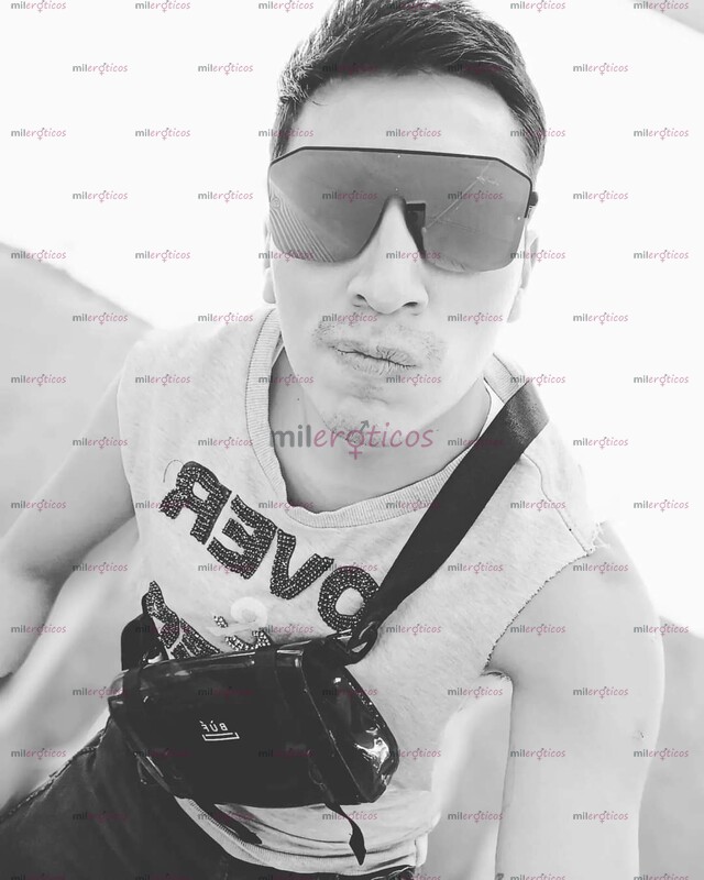 FOTOS DE DISPONIBLE PARA SERVICIO DE SCORT... QUIERO COMPLACERTE