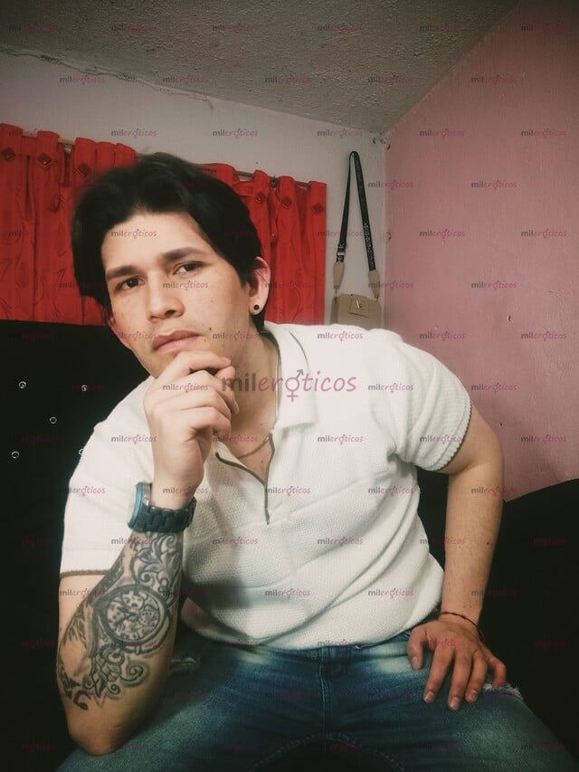 FOTOS DE HOLA ME LLAMO DAVID JOVEN BLANCO LECHERO FETICHISTA DOMINANTE DISPONIBLE PARA TI