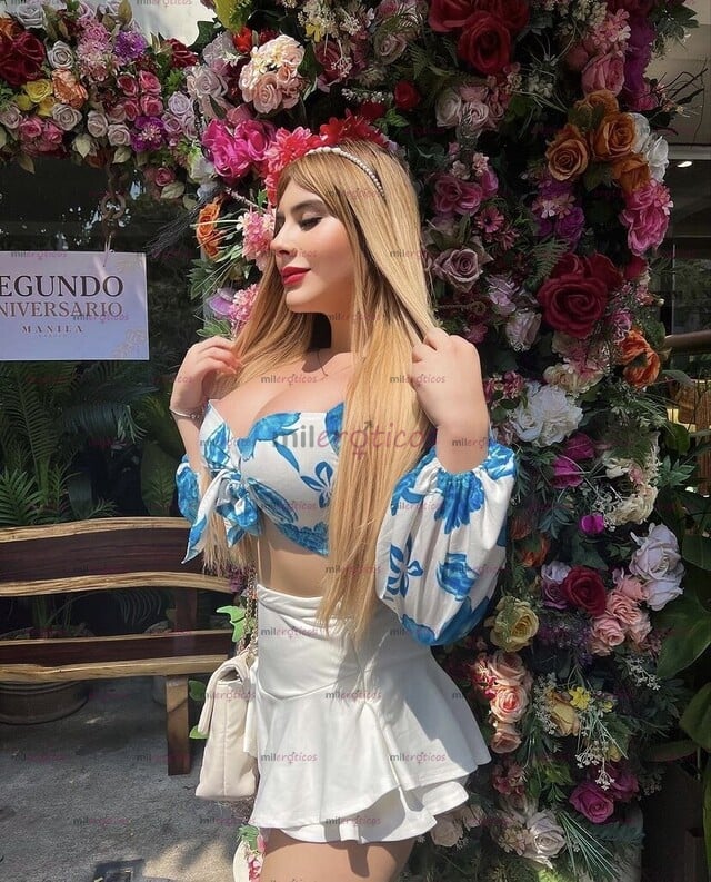 FOTOS DE LA RUBIA DE TUS SUEÑOS MUY FEMENINA Y CALIENTE POCOS DIAS