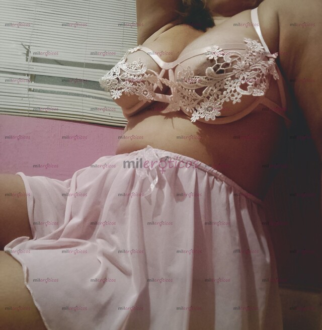 FOTOS DE $500 MADURA CALIENTE BUSTONA Y NALGONA CON LUGAR CLIMATIZADO