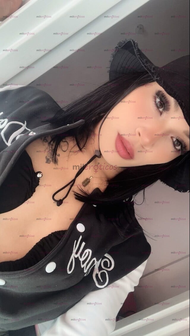 FOTOS DE AYLEEN ESPERANDO QUE VENGAS POR ELLA Y DISFRUTEN JUNTOS VEN MI AMOR