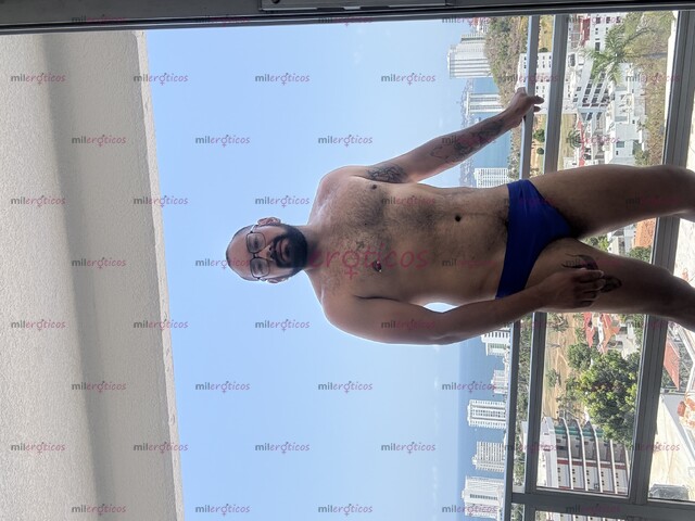 FOTOS DE EL BARBÓN QUE PEDISTE LLEGÓ A COMPLACERTE