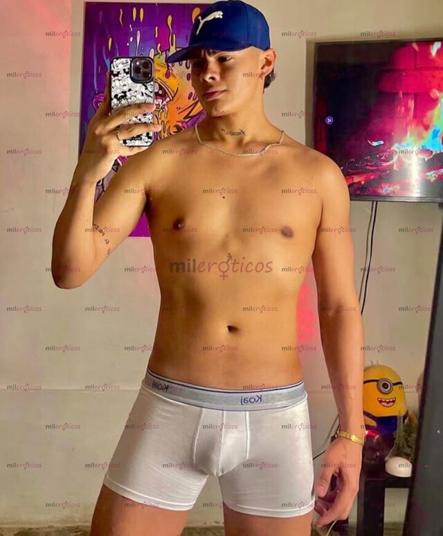 FOTOS DE POLLO SERIO, PARCHADO DISPUESTO A COMPLACERTE