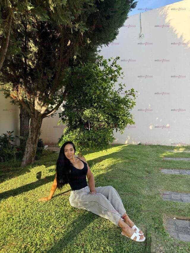 FOTOS DE AMOR SOY LAURA DISFRUTO EL MOMENTO AGRADABLE CON MI GAMA DE MASAJES