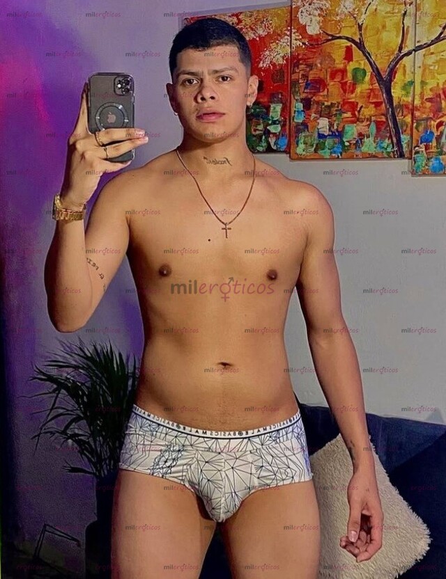 FOTOS DE POLLO SERIO, PARCHADO DISPUESTO A COMPLACERTE