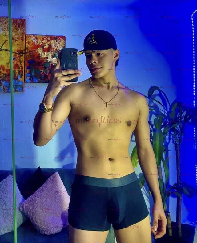 FOTOS DE POLLO SERIO, PARCHADO DISPUESTO A COMPLACERTE