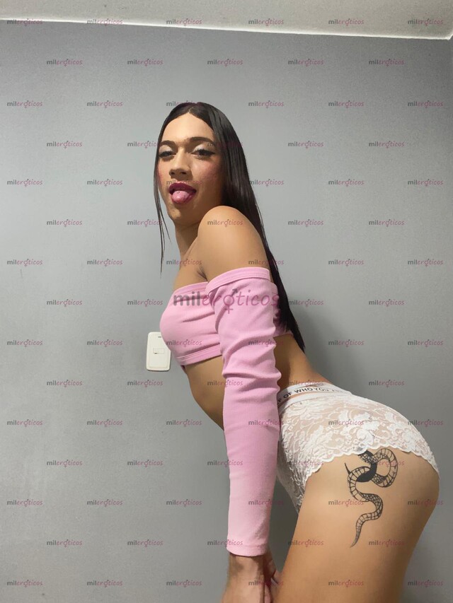 FOTOS DE PAU APASIONADA Y CON MUCHAS GANAS DE VERGA VEN Y DISFRUTAMOS