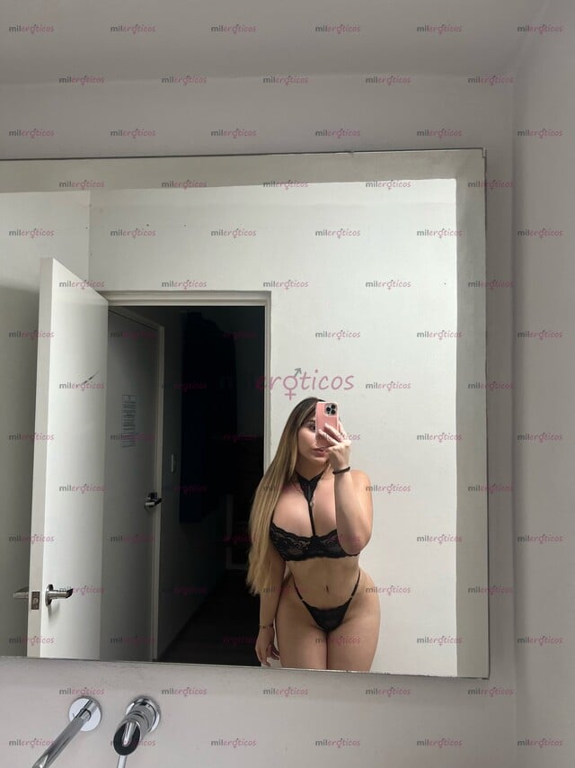 FOTOS DE LA RUBIA DE TUS SUEÑOS MUY FEMENINA Y CALIENTE POCOS DIAS