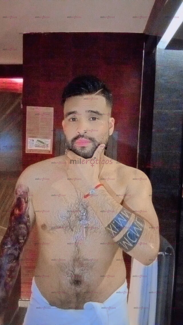 FOTOS DE TONY, DISPONIBLE PARA MUJERES. CARIÑOSO INTENSO COMPLACIENTE Y AGUANTADOR