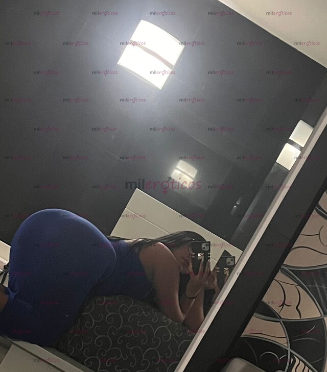 FOTOS DE MI NOMBRE ES MELANIE SOY UNA CHICA DE 20 AÑOS CON UNAS POMPIS MUY RICAS