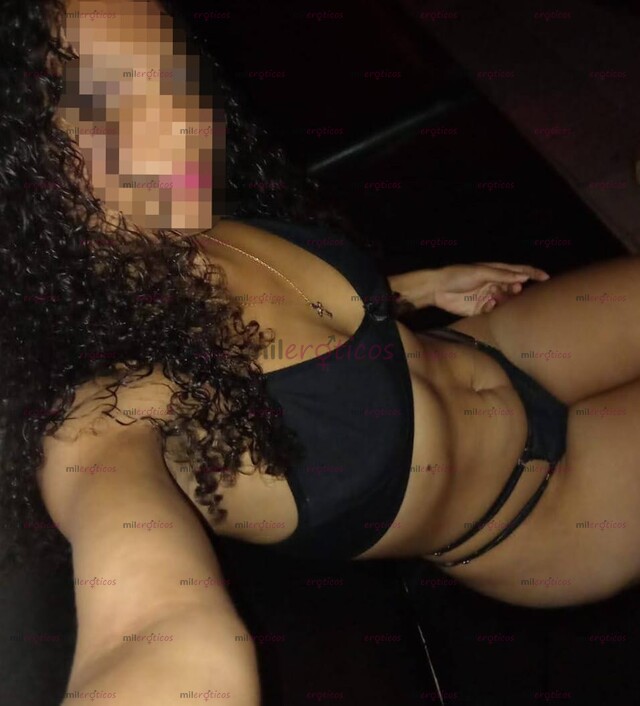 FOTOS DE HOLA MIS AMORES SOY UNA RICA Y DELISIOSA MORENA