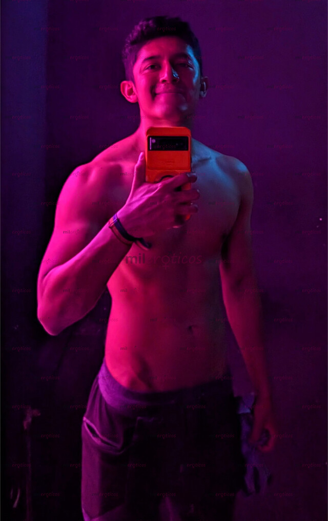 FOTOS DE ESTUDIANTE PASIVO, DELGADO, DISCRETO Y EDUCADO