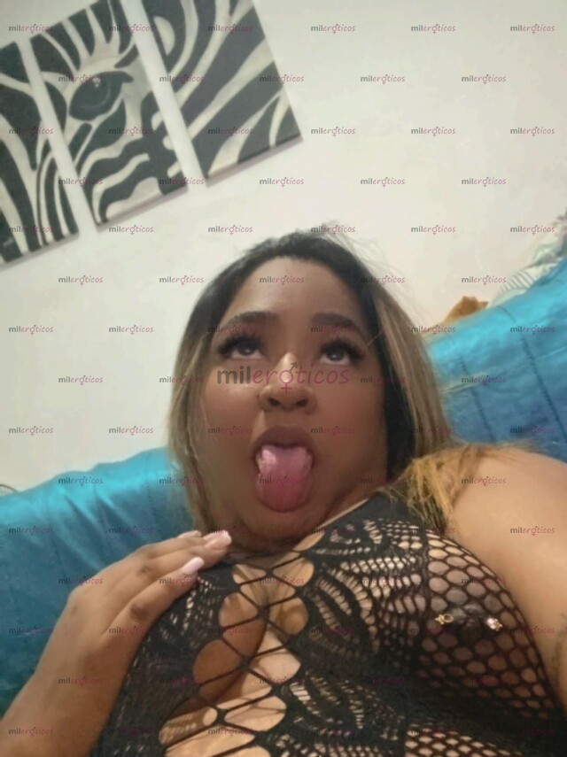 FOTOS DE NUEVA MORENA CON VAGINA GRANDE ESTRECHA Y CALIENTE