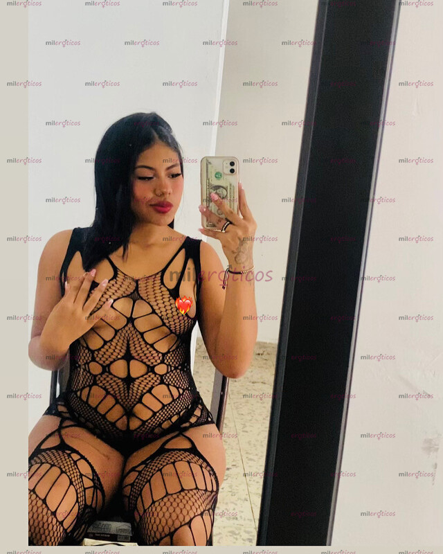 FOTOS DE MORENA DE HERMOSO CUERPO NATURAL DISPUESTA A COMPLACERTE