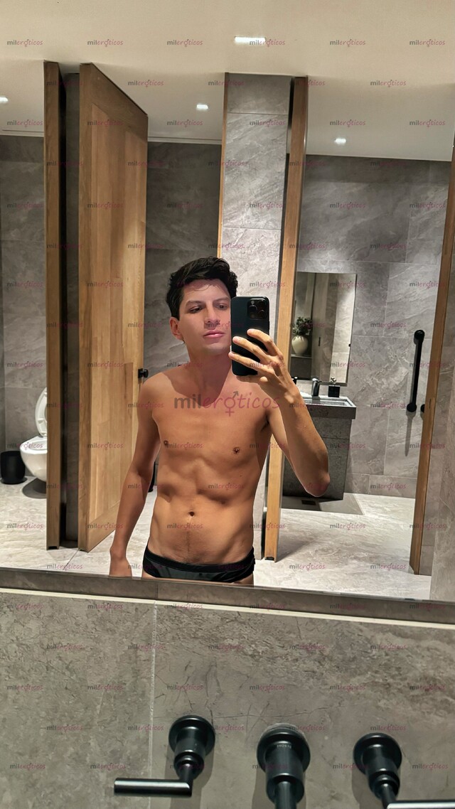 FOTOS DE TWINK VERGON 23CM U.S.A. PORN STAR & PROFESSIONAL SCORT. MUY MORBOSO.