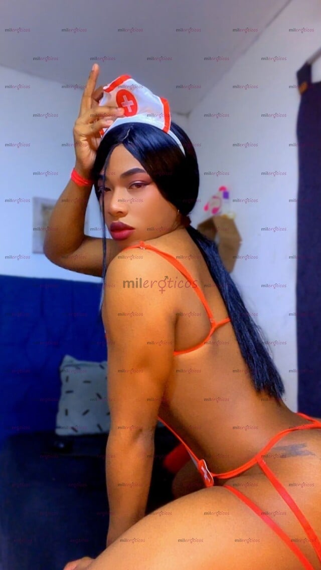 FOTOS DE HERMOSA NEGRA FEMBOY PIERNONA Y CULONA DE ROL PASIVA PARA COMPLACERTE