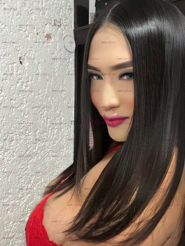 FOTOS DE VALERY ROJAS LA MÁS HERMOSA SOY LA REGIA DE TUS SUEÑOS ACTRIZ XXX DOTADA