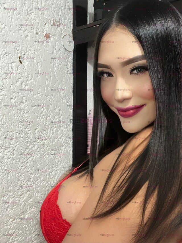 FOTOS DE VALERY ROJAS LA MÁS HERMOSA SOY LA REGIA DE TUS SUEÑOS ACTRIZ XXX DOTADA